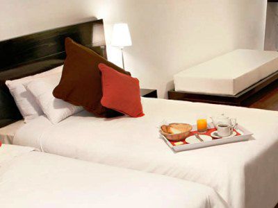 Dazzler Suites Juncal Buenos Aires Exterior photo